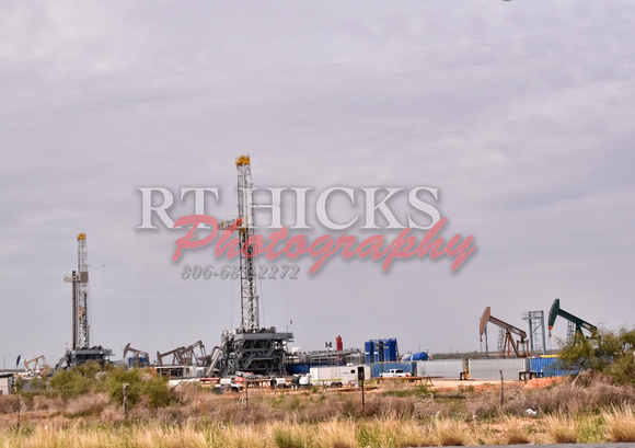 Oil rigs 2  - Odessa Oct 2022DSC_3537